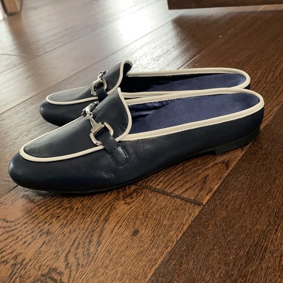 Vionics navy slippers - Picture 2 of 3